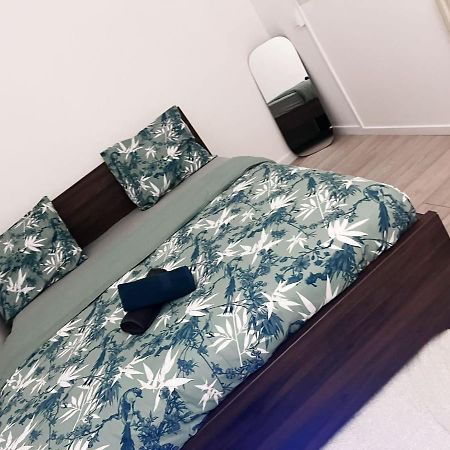 Logement Entier Chambre+Salon + Jardin & Terrasse Les Ulis Luaran gambar