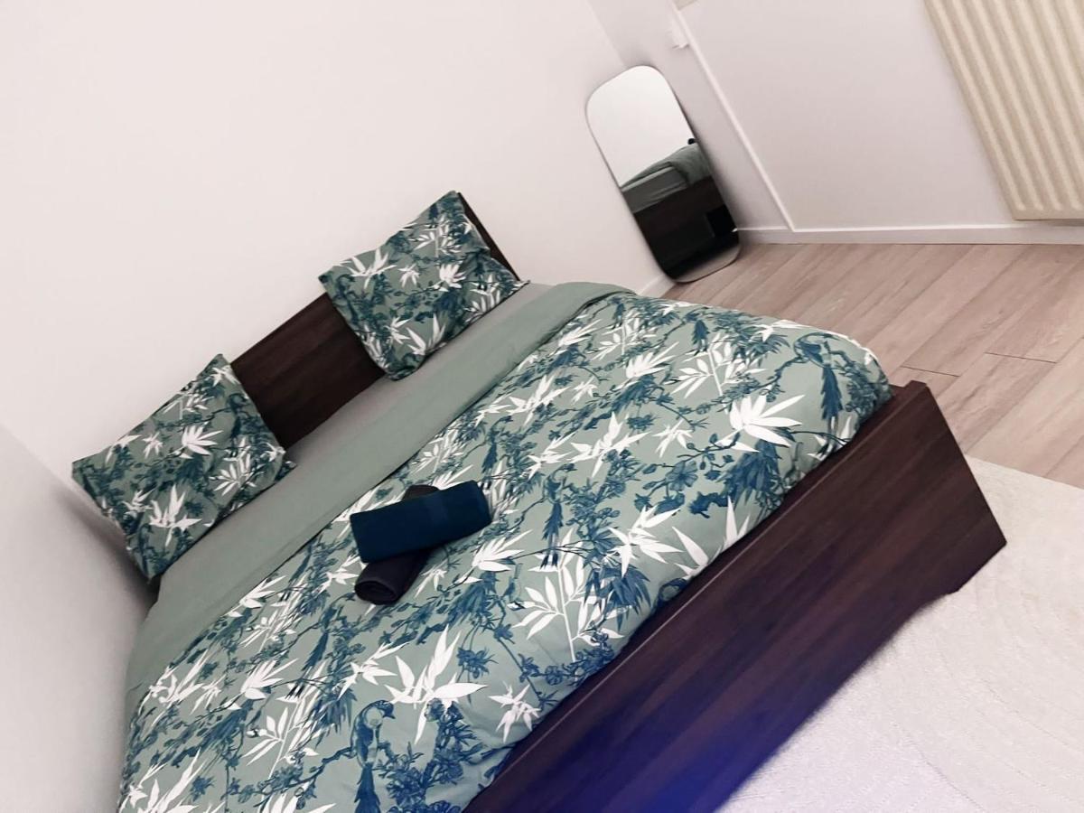 Logement Entier Chambre+Salon + Jardin & Terrasse Les Ulis Luaran gambar