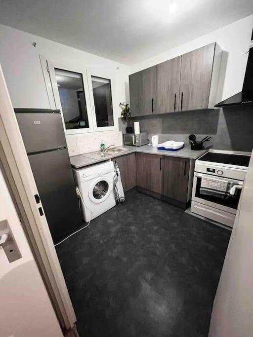 Logement Entier Chambre+Salon + Jardin & Terrasse Les Ulis Luaran gambar